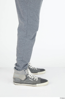 Simeon calf dressed grey joggers grey sneakers 0007.jpg